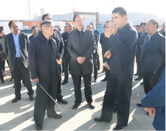 省委副書(shū)記、省長(zhǎng)王建軍等領(lǐng)導(dǎo)一行視察海東工業(yè)園區(qū)臨空綜合經(jīng)濟(jì)園